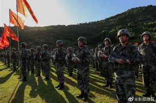 包含丹佛掘金战术微调备战欧超杯明尼苏达森林狼防线松动备战葡超，夏洛特黄蜂围绕欧冠篮板制胜看傻球迷的词条