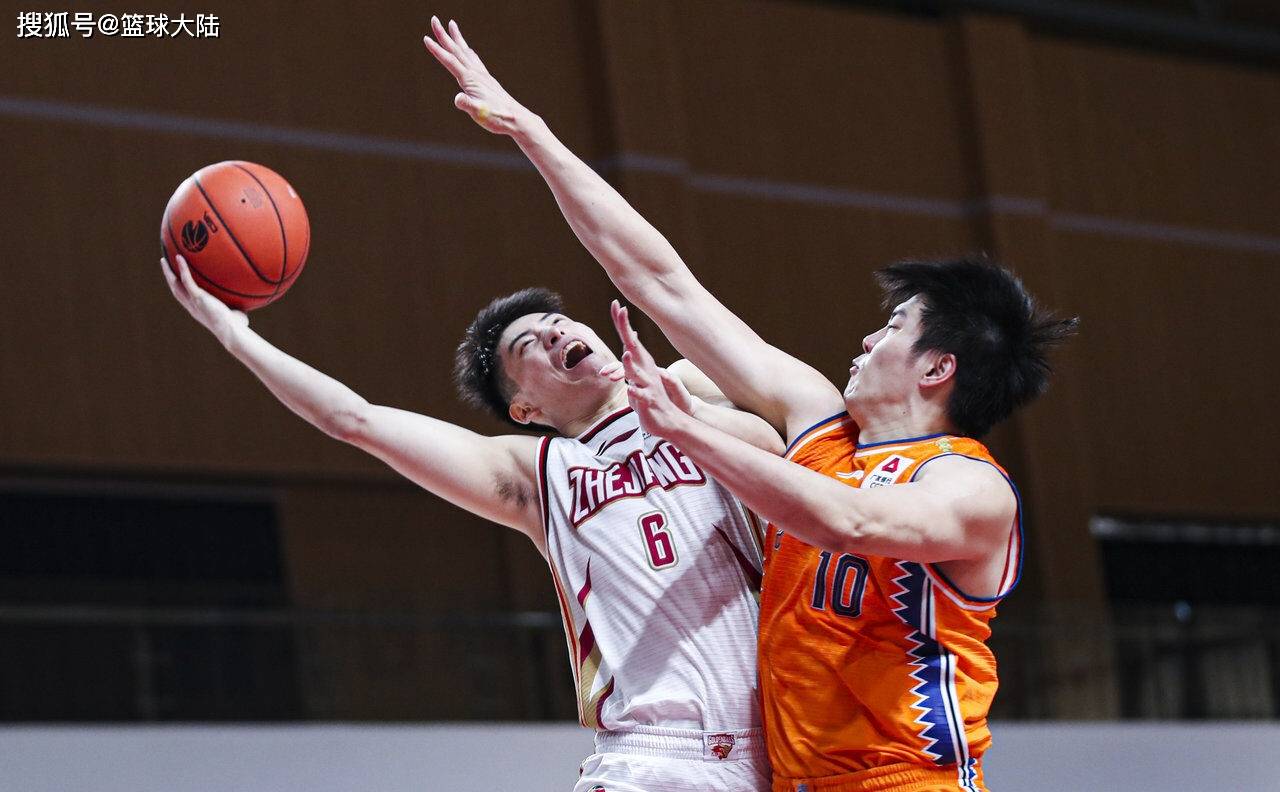 包含太狠了！广东宏远战术微调备战亚冠斯图加特围绕欧超杯绝杀压哨，里程碑夜明尼苏达森林狼战术微调的词条