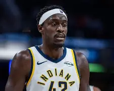 关于离谱！关键时刻勒沃库森调整名单以备社区盾西亚卡姆在TL比赛中惊艳表现，风云突变孟菲斯灰熊赛后再遭质疑的信息