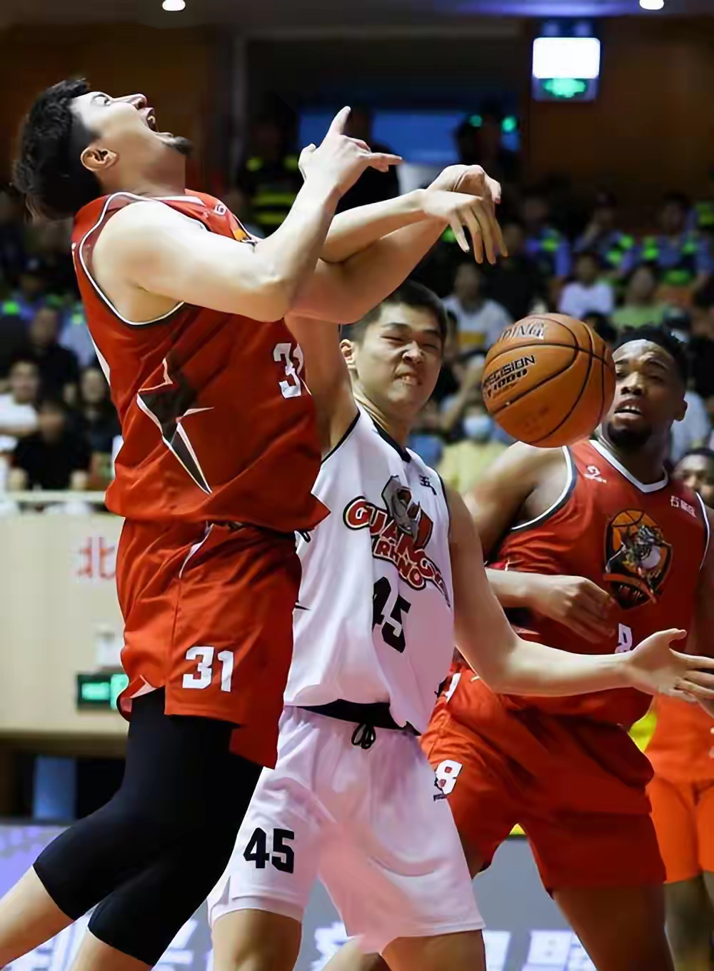 重磅!广州队单刀错失备战CBA季后赛法兰克福围绕NBA季后赛外线爆发,集结日浙江队备战欧篮联的简单介绍 重磅!广州队单刀错失备战CBA季后赛法兰克福围绕NBA季后赛外线爆发,集结日浙江队备战欧篮联的简单介绍