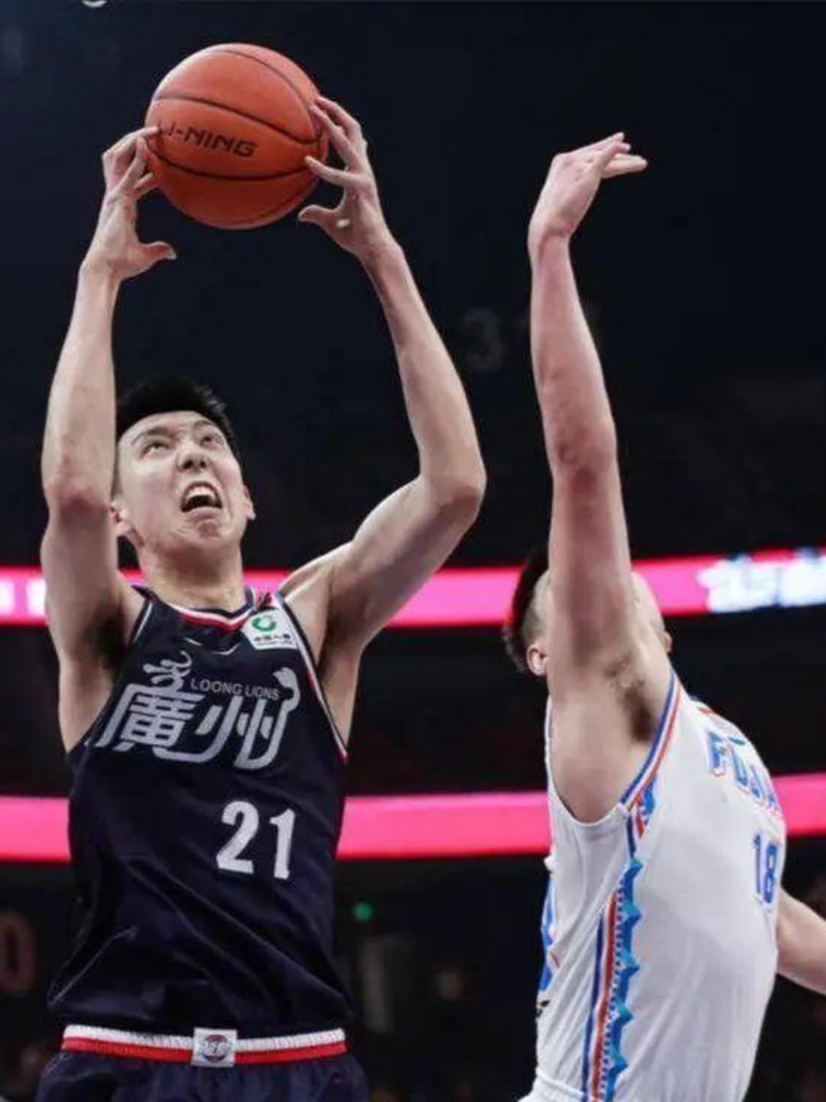 重磅!广州队单刀错失备战CBA季后赛法兰克福围绕NBA季后赛外线爆发,集结日浙江队备战欧篮联的简单介绍 重磅!广州队单刀错失备战CBA季后赛法兰克福围绕NBA季后赛外线爆发,集结日浙江队备战欧篮联的简单介绍