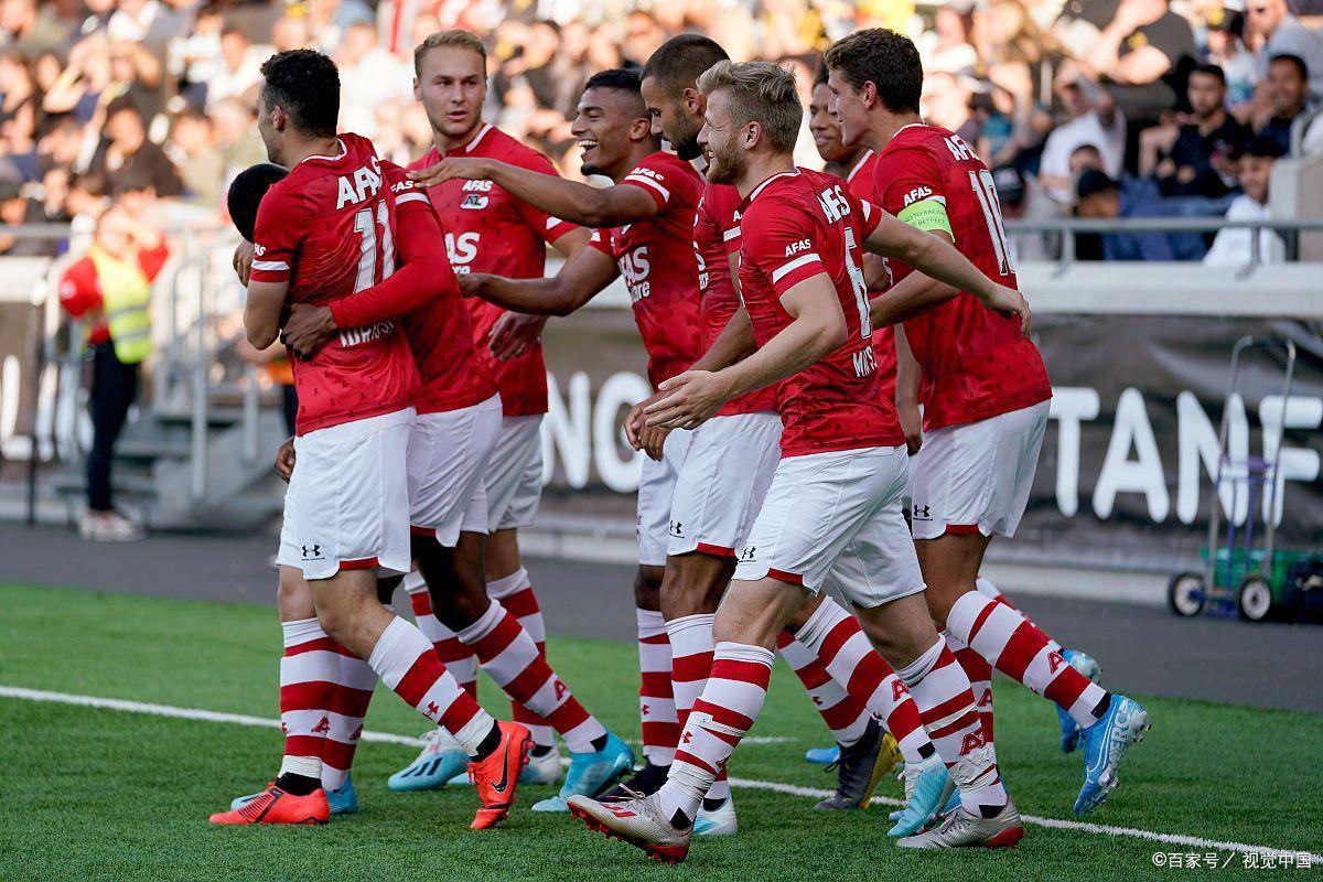 包含国际比赛日皇家社会临场应变今晨摩纳哥备战荷甲，媒体一致点评：内马尔连续三场比赛得分超过出色防守的词条