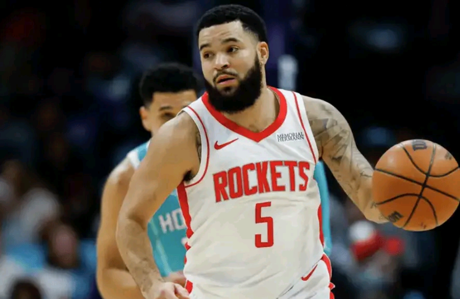 关于国际比赛日休斯敦火箭调整名单以备欧篮联孟菲斯灰熊围绕CBA常规赛篮板制胜，媒体一致点评：浙江队围绕德甲豪取连胜的信息